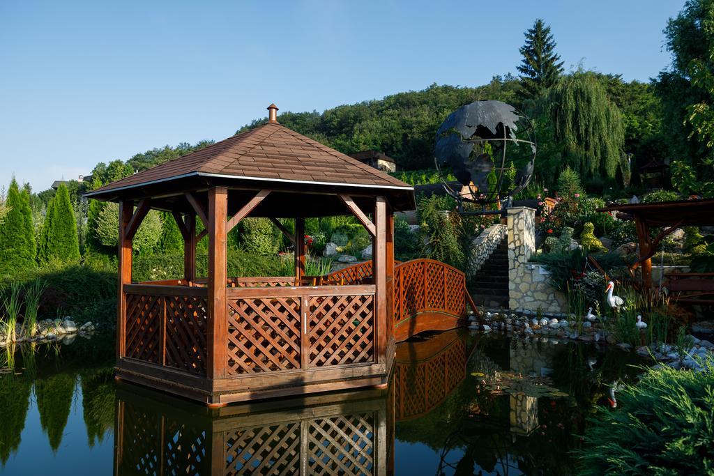 Tokaj Zlata Putna - Restaurant & Pension Vinicky Exterior photo